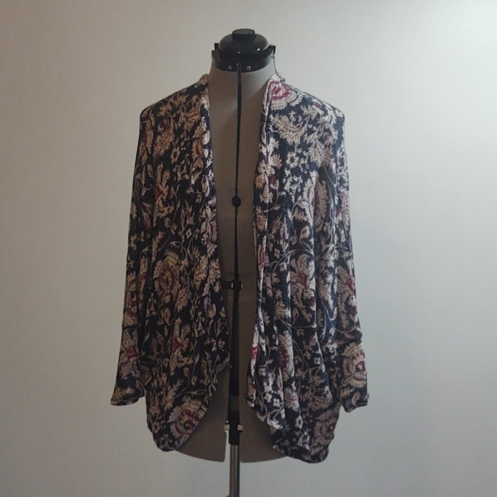 Abercrombie & Fitch Floral Cardigan